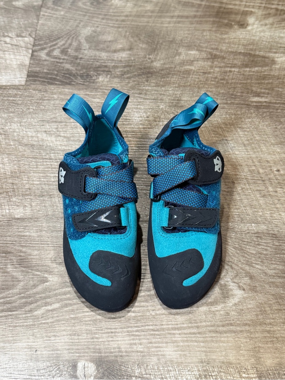 Nwt Evolv Kira Climbing Shoe - Women's Size 4
